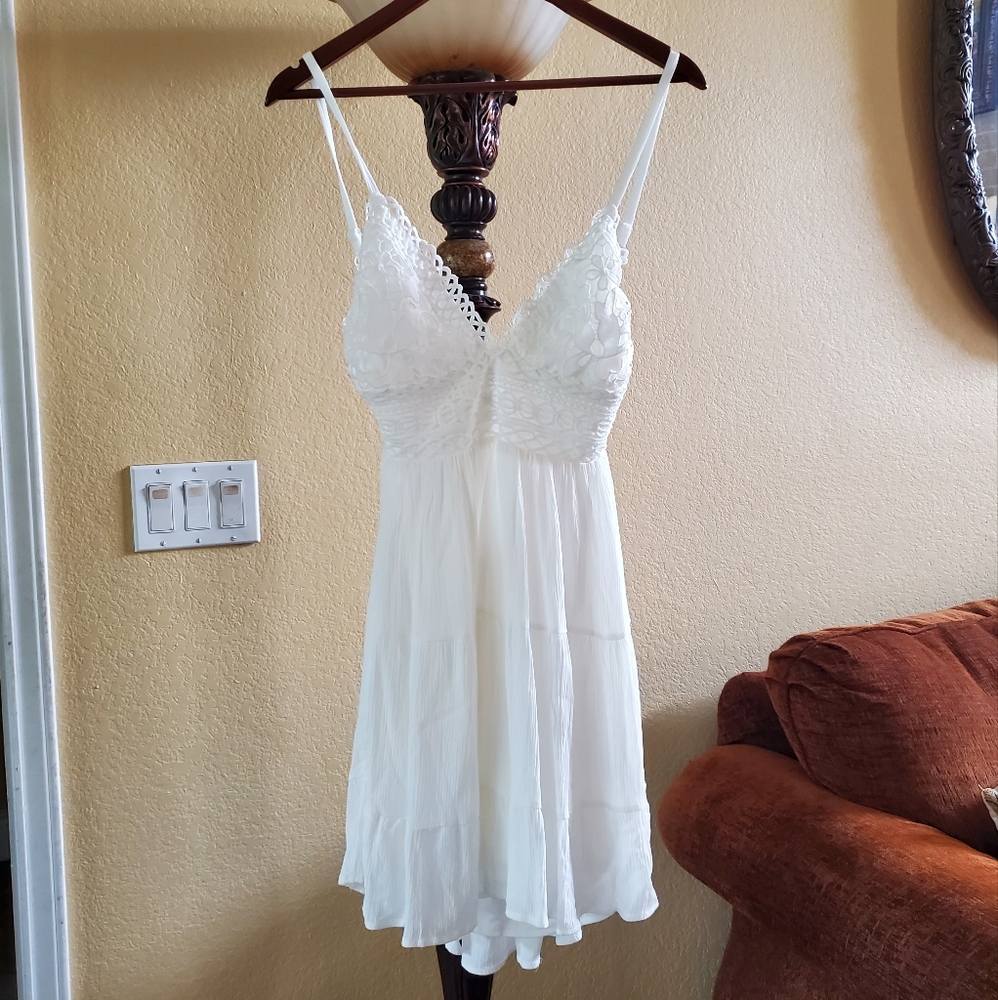 Windsor White Dress